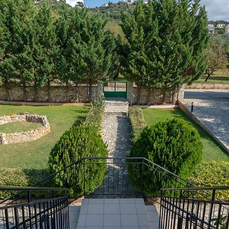 Vista Verde Studios & Apartments سفوروناتا المظهر الخارجي الصورة