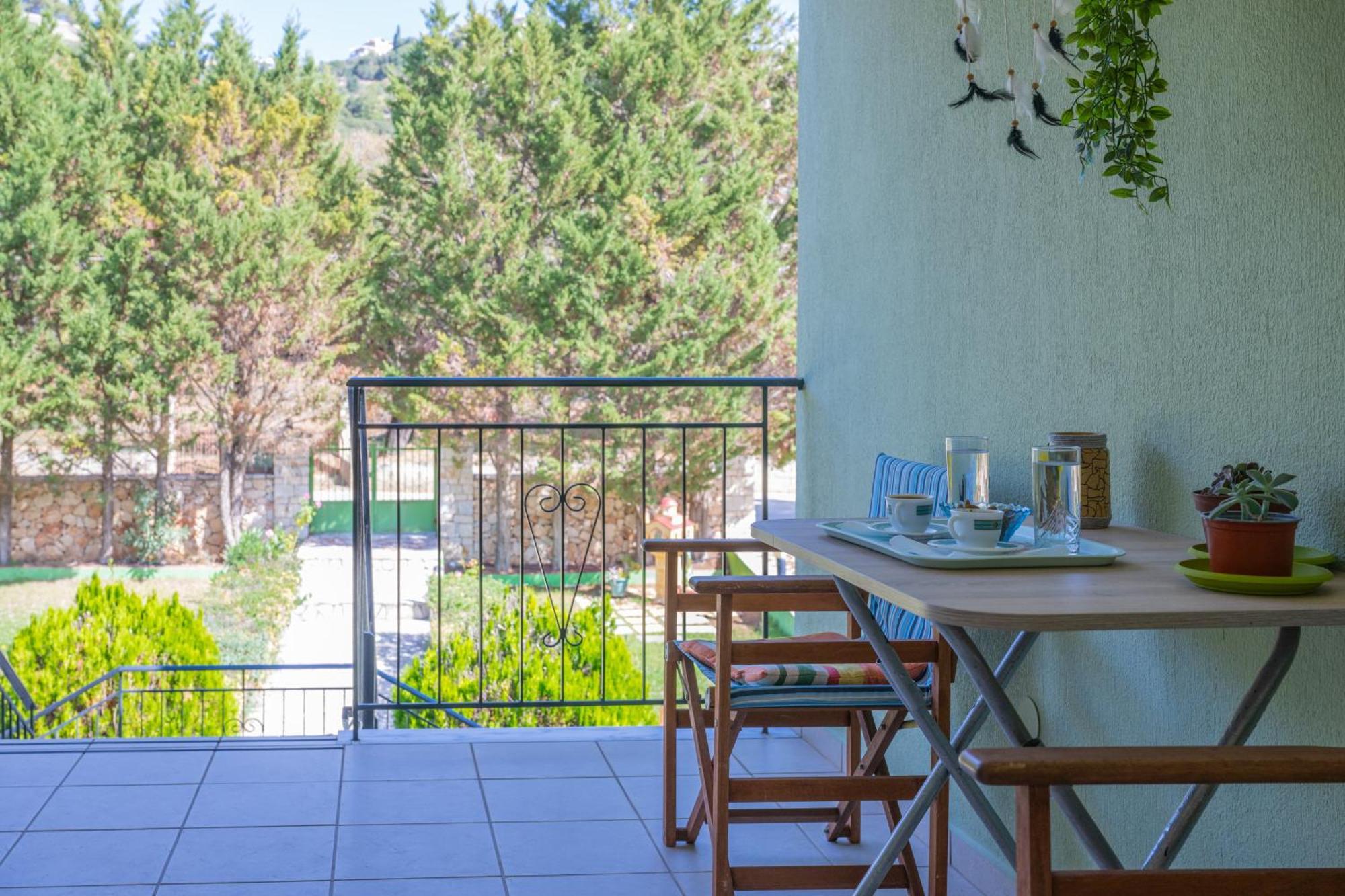 Vista Verde Studios & Apartments سفوروناتا المظهر الخارجي الصورة