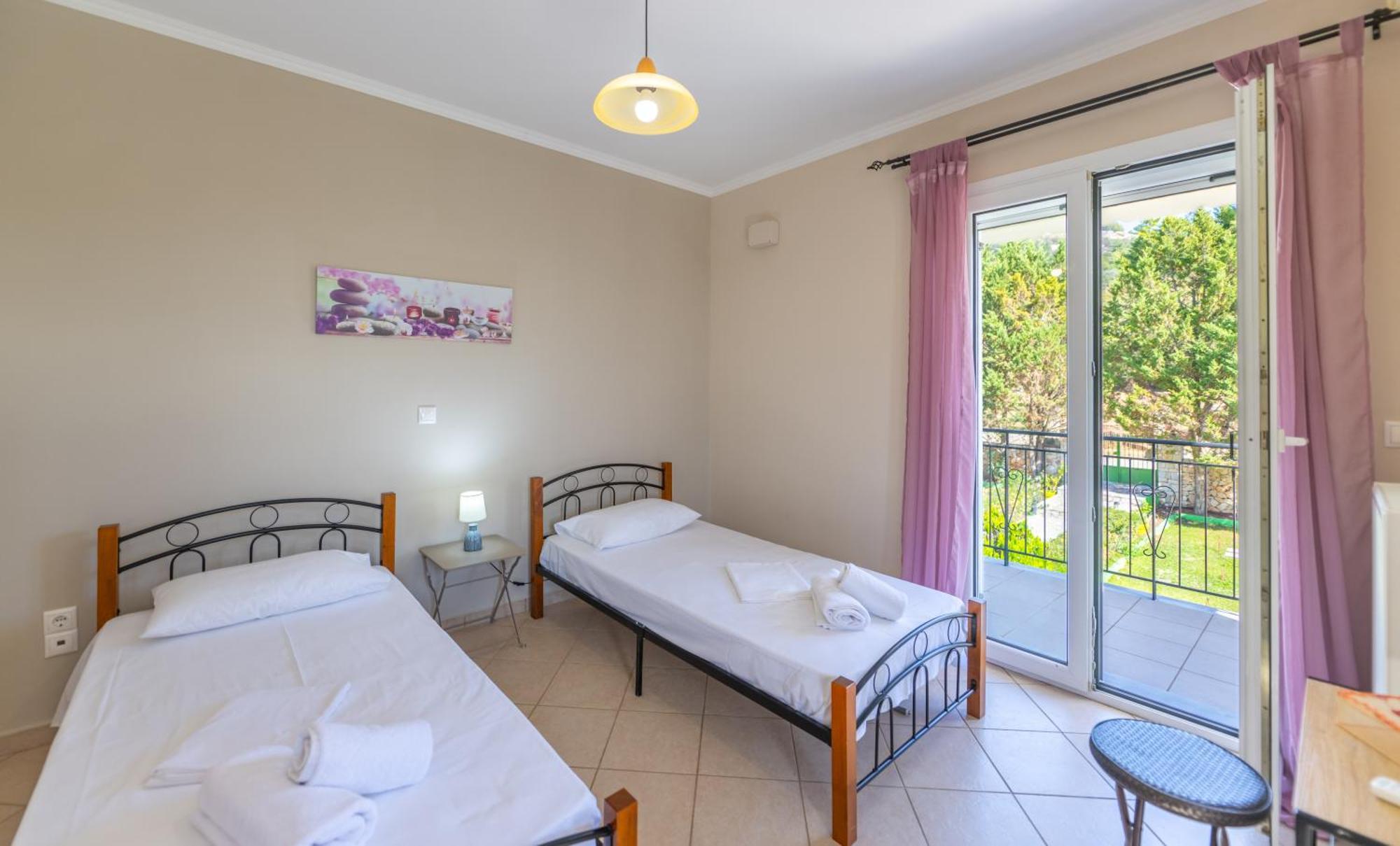 Vista Verde Studios & Apartments سفوروناتا المظهر الخارجي الصورة