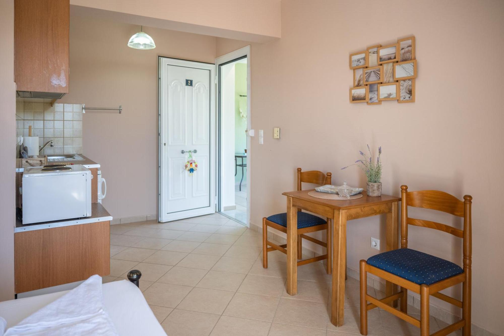 Vista Verde Studios & Apartments سفوروناتا المظهر الخارجي الصورة